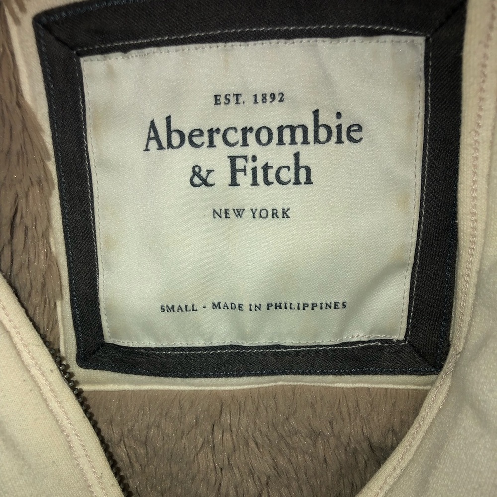 Faux Fur-Lined Abercrombie & Fitch Jacket - Picture 3 of 3